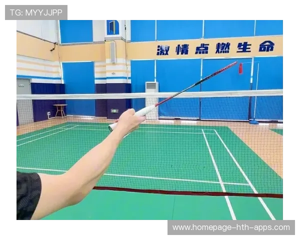 羽毛球女将网前搓球太丝滑,被称“丝绸女王” 羽毛球女将网前搓球太丝滑,被称“丝绸女王”