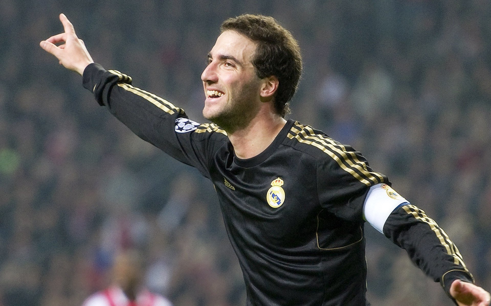 悬念揭晓！山东泰山核心外援瓦科去向曝光，曝江南球队或2选1